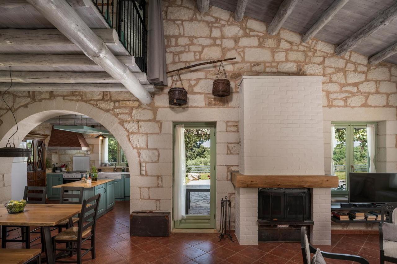 Villa Boutique Petra Amanda Heated Pool Optional Filippos